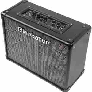 BLACKSTAR-E-Gitarrencombo-IDCore-40-V4 auf weissem Hintergrund